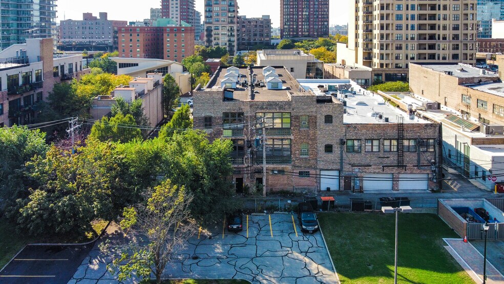 More Photos Of 1507-1509 S Michigan Ave, Chicago General Retail For Lease