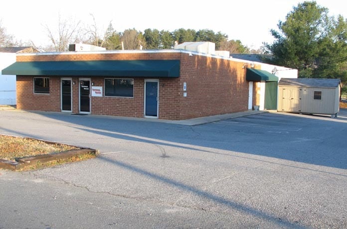 More Photos Of 309 Pineview Dr, Kernersville Office For Lease