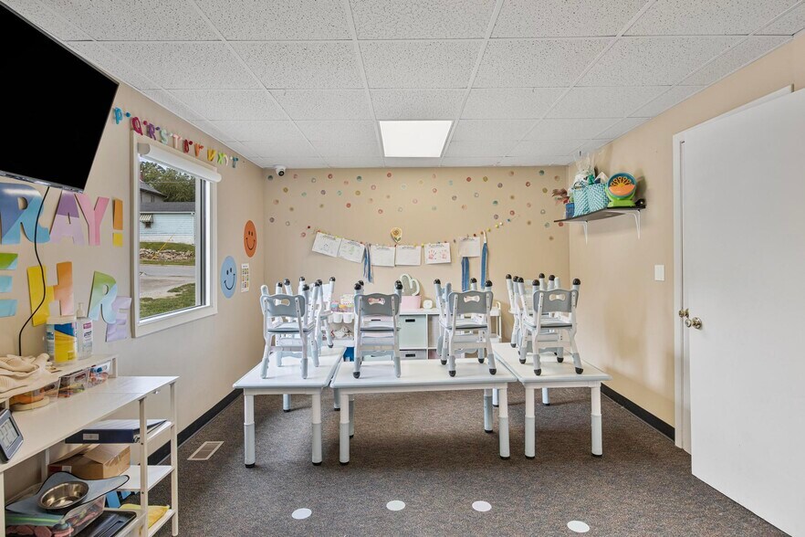 More Photos Of 1707 J St, Omaha Specialty For Sale