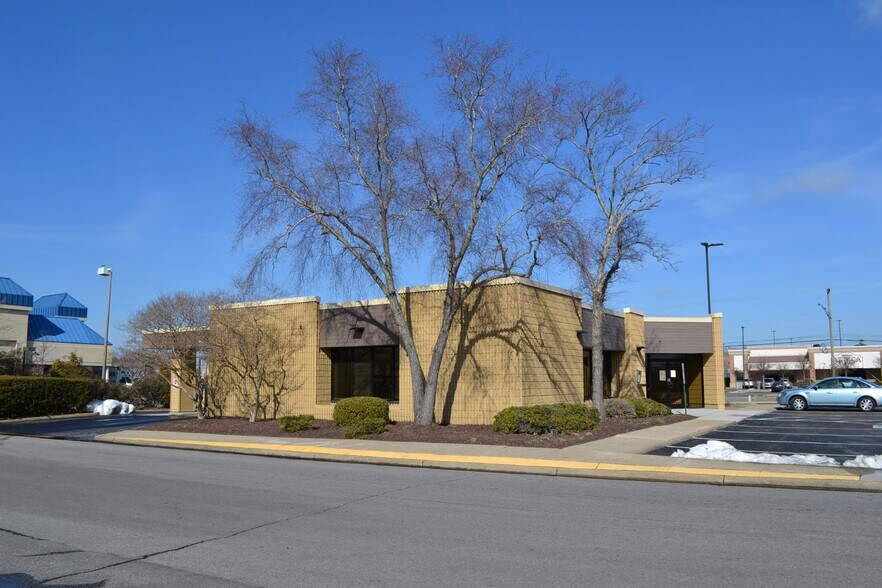 Primary Photo Of 4287 Holland Rd, Virginia Beach Bank For Sale