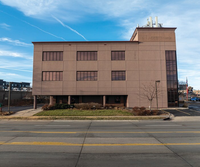 More Photos Of 210 N 78th St, Omaha Office For Sale
