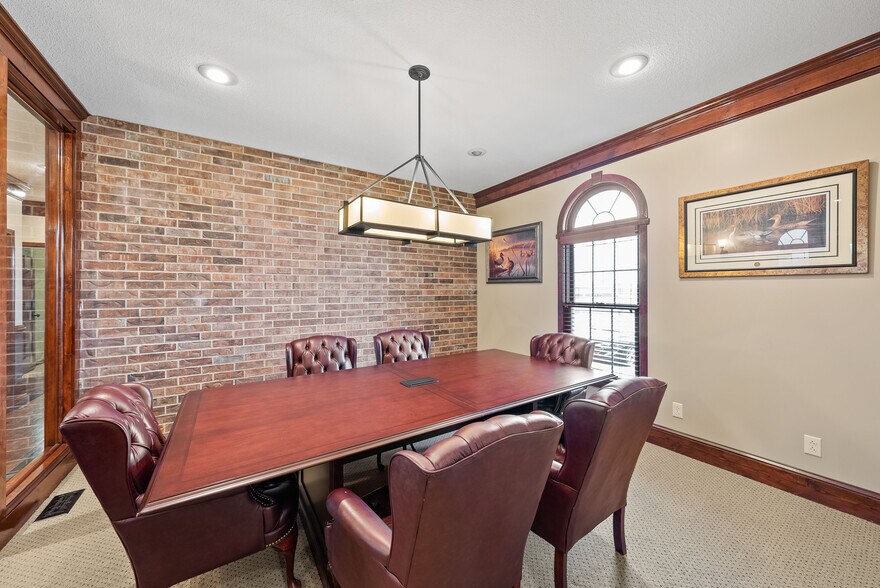 More Photos Of 616 Lana Dr, Cameron Office For Sale