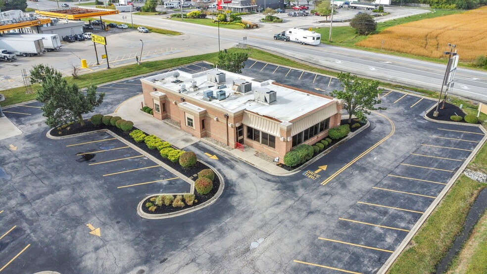 Primary Photo Of 50 Roberts Rd, Wilmington Fast Food For Lease