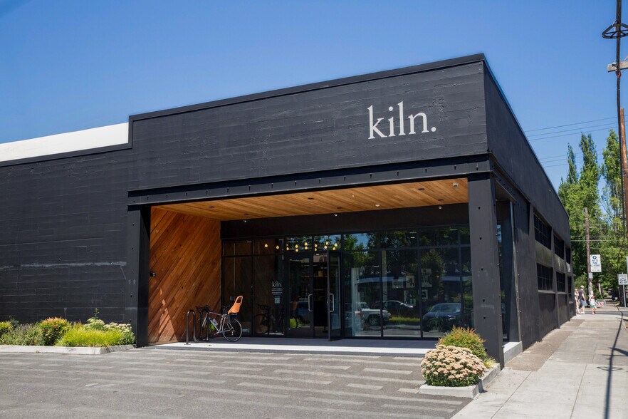 More Photos Of 1120 SE Madison St, Portland Coworking Space