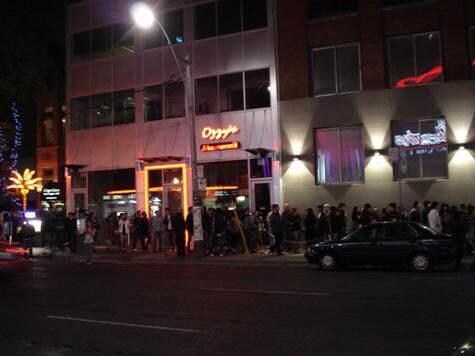 More Photos Of 300-302 Richmond St W, Toronto Storefront Retail Office For Lease