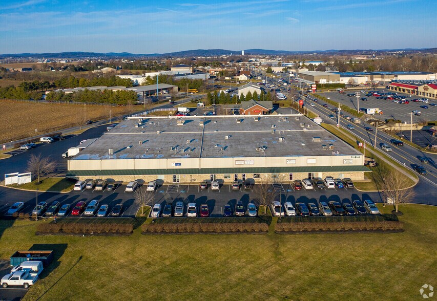 More Photos Of 330 N Reading Rd, Ephrata Unknown For Lease