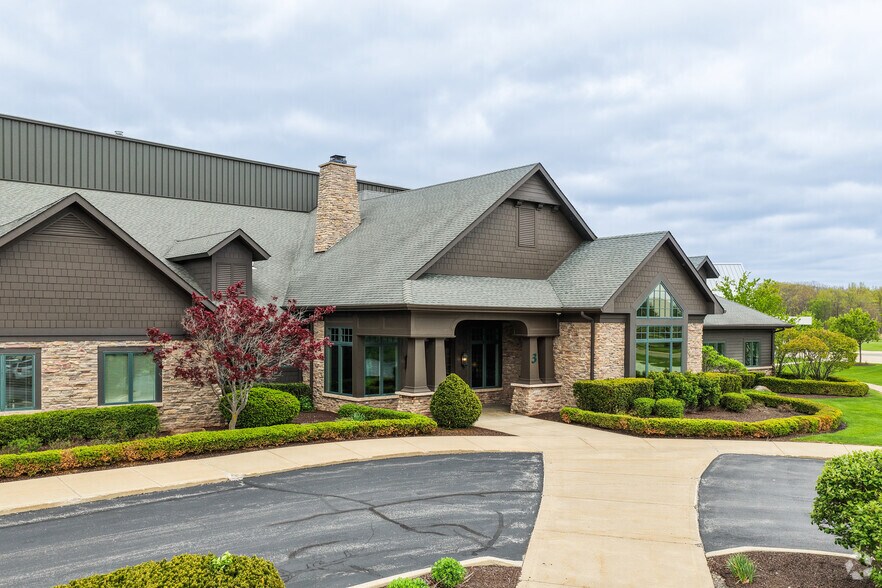 More Photos Of 12420 Stonebridge Rd, Roanoke Light Manufacturing For Sale