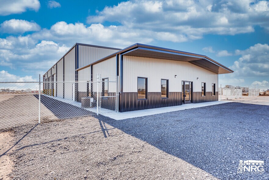 More Photos Of 3015 W County Road 135, Midland Warehouse For Sale