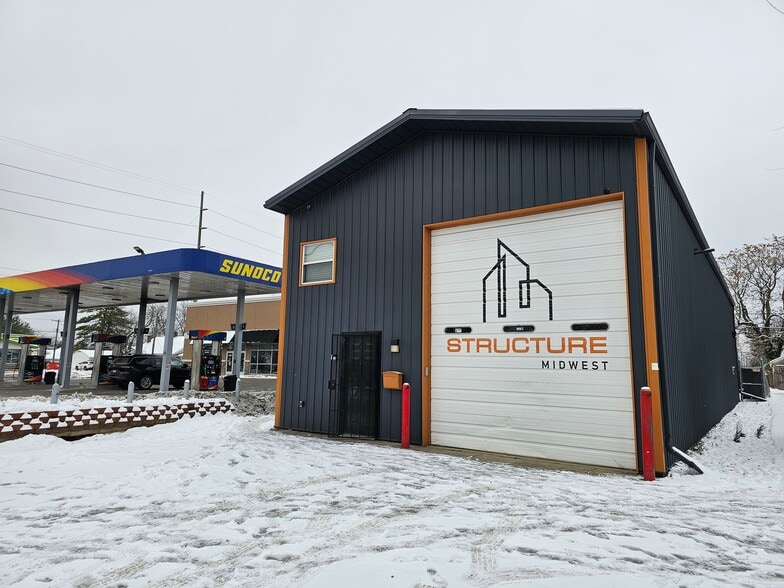 More Photos Of 2117 W Morris St, Indianapolis Warehouse For Lease