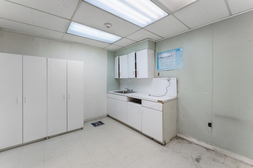 More Photos Of 600 Kennedy Blvd, Union City Apartments For Lease