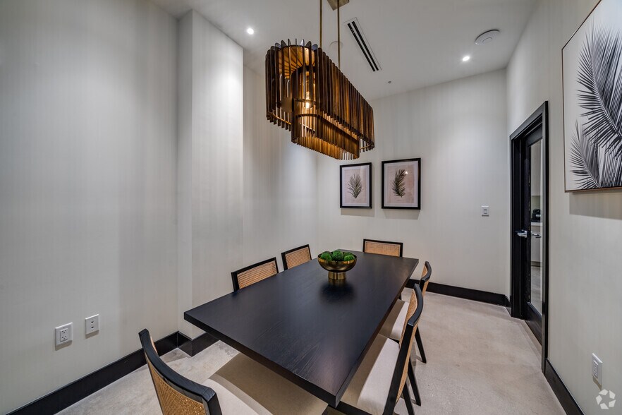 More Photos Of 1625 NW 20th St, Miami Apartments For Lease