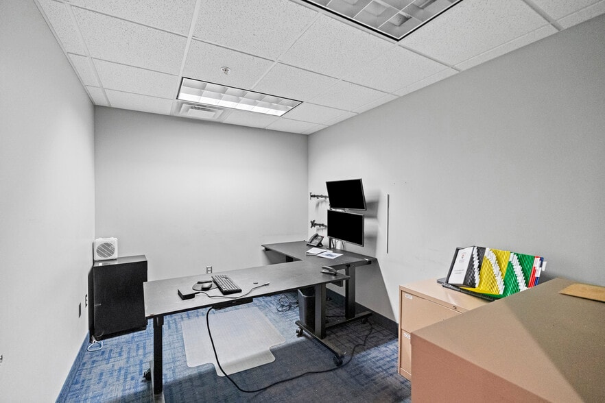 More Photos Of 2305 S Center Rd, Burton Office For Sale