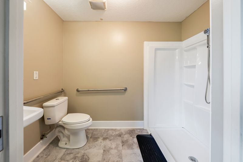 More Photos Of 80 Miller St, Centerburg Congregate Senior Housing For Sale