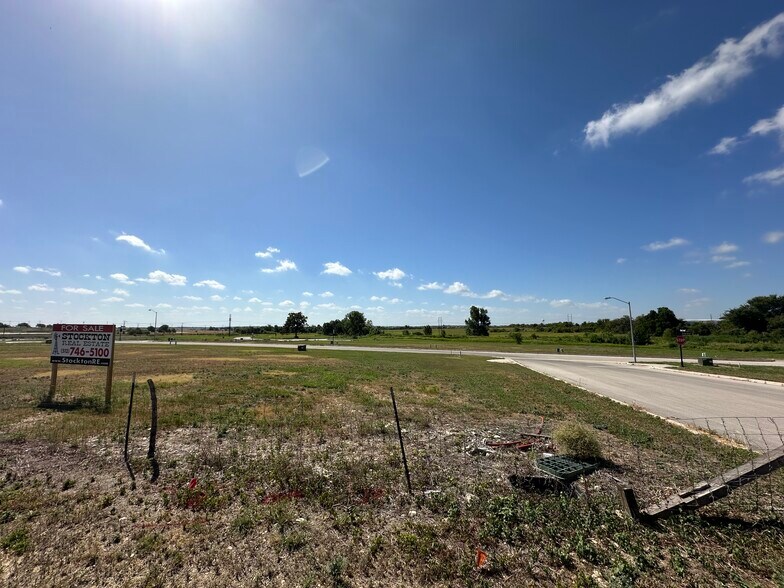 Primary Photo Of Silvermist Dr, Jarrell Land For Sale