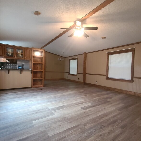 More Photos Of 138 Grey Moss Ct, Ingram Apartments For Sale