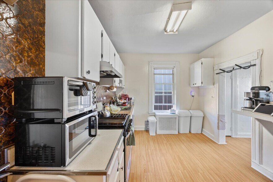 More Photos Of 49 LAKE St, West Harrison Restaurant For Sale