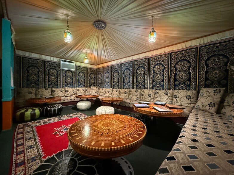 More Photos Of 19 Hoolai St, Kailua Restaurant For Sale
