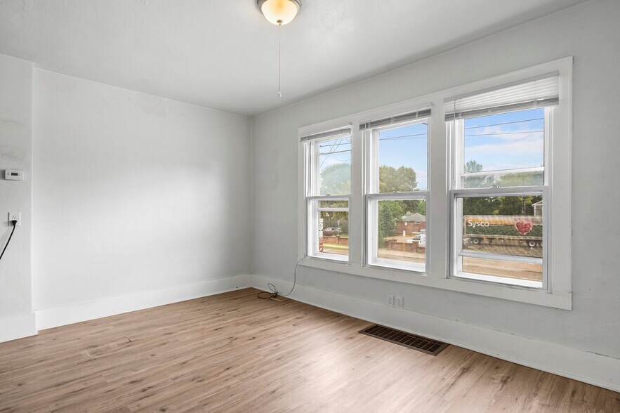 More Photos Of 516 S Park St, Madison Apartments For Sale