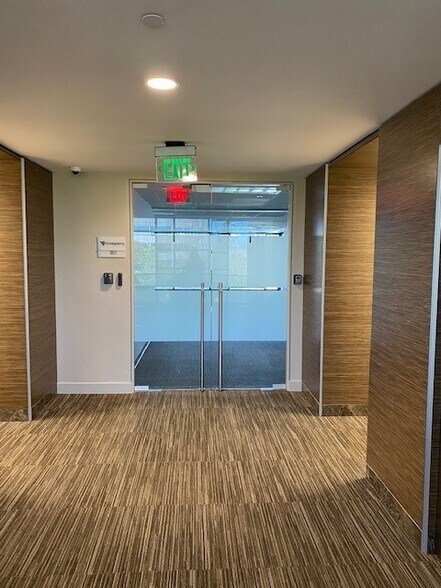 More Photos Of 4055 Faber Place Dr, North Charleston Office For Lease