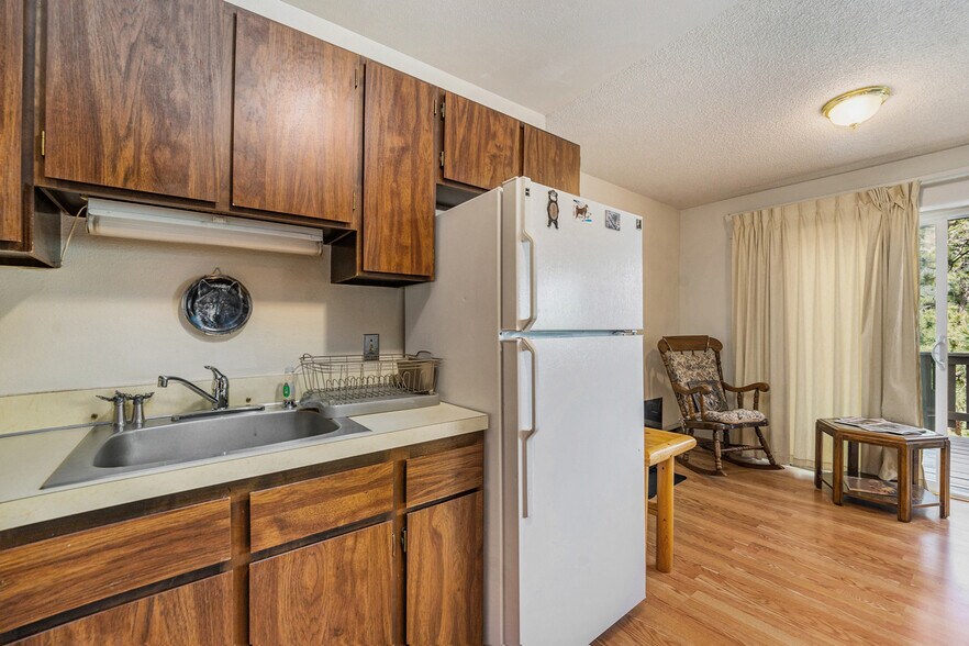 More Photos Of 257 Moccasin, Estes Park Apartments For Sale