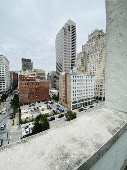 More Photos Of 1108 Olive St, Saint Louis Office For Sale