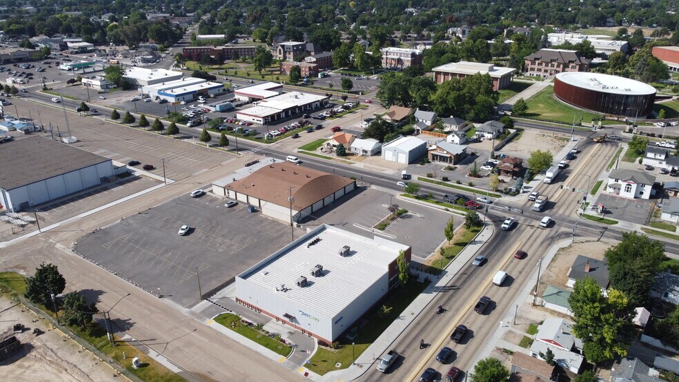 More Photos Of 2107 Blaine St, Caldwell General Retail For Sale