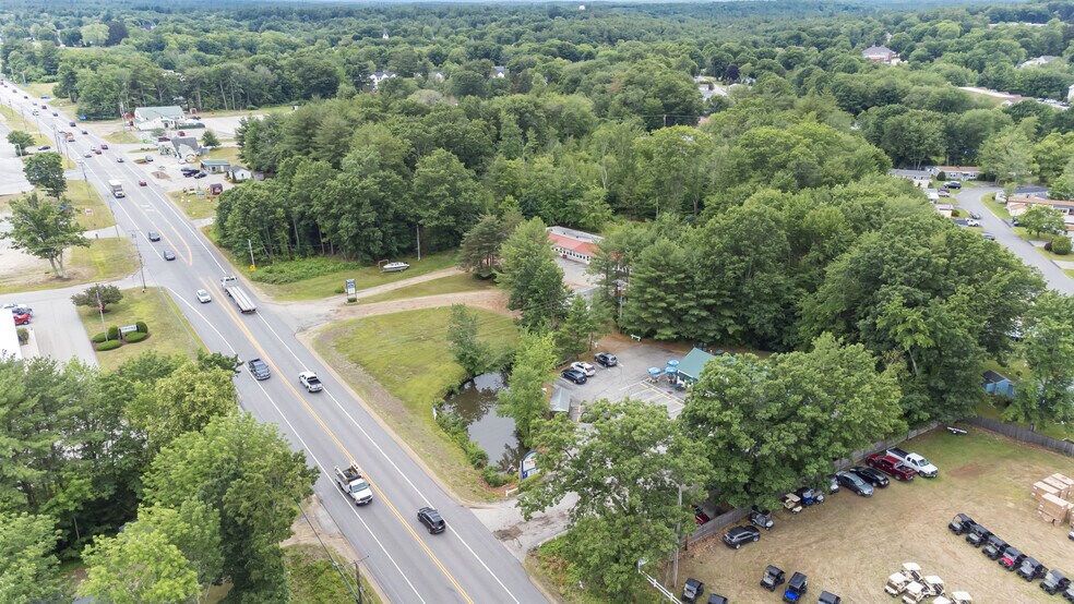 More Photos Of 272 Calef Hwy, Epping General Retail For Sale