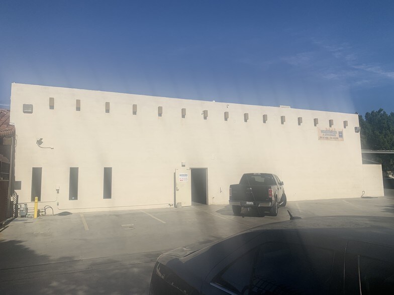 More Photos Of 46780 Clinton St, Indio Warehouse For Sale