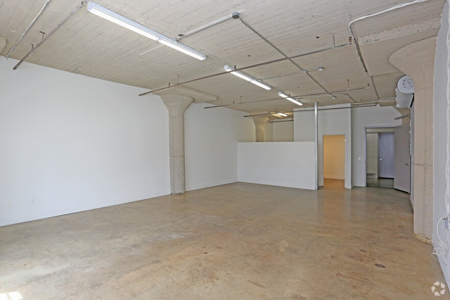 More Photos Of 1340 E 6th St, Los Angeles Manufacturing For Lease