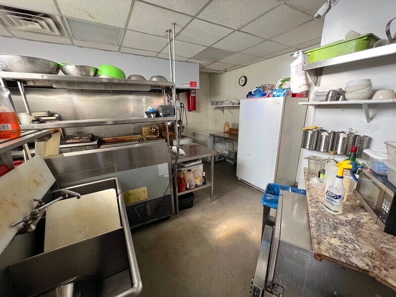 More Photos Of 5901 W Lawrence Ave, Chicago Freestanding For Sale
