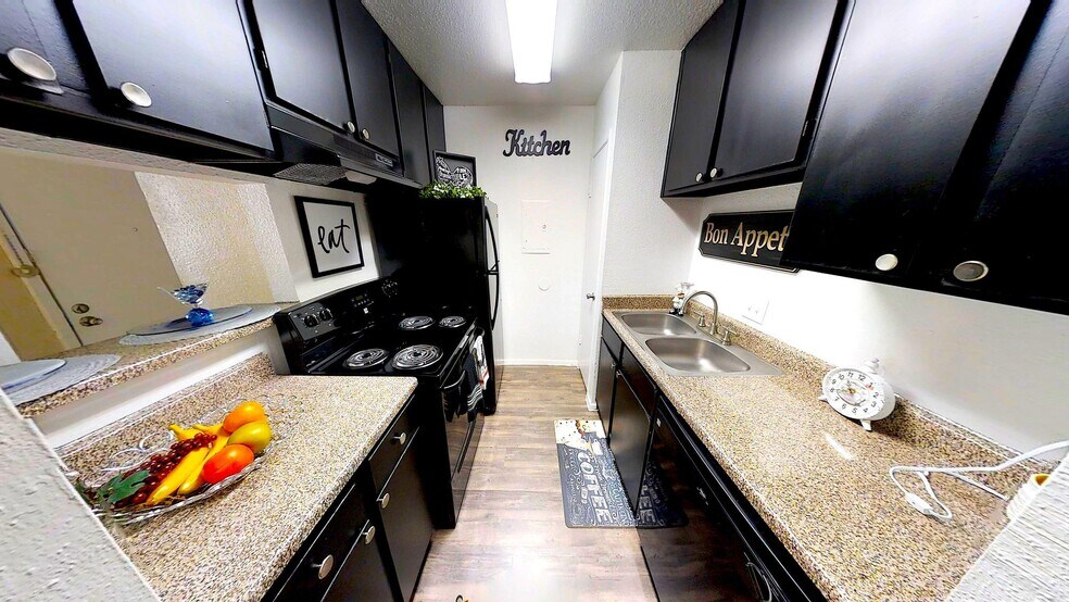 More Photos Of 424 S Bender Hollow, Humble Apartments For Sale