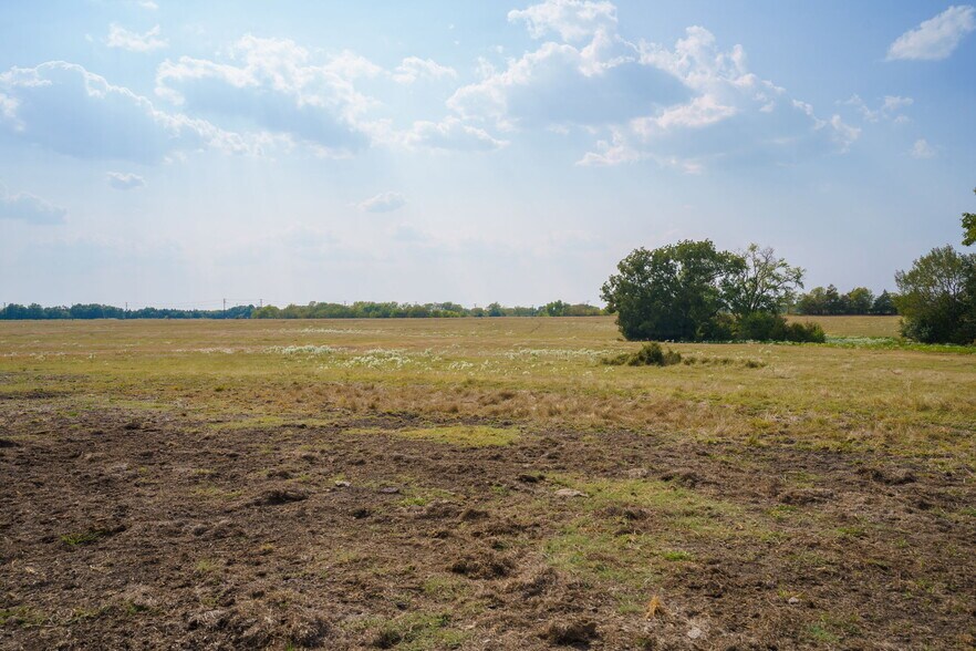 More Photos Of TBD 40 Acres Highway 69 Bells Texas 75414, Bells Land For Sale