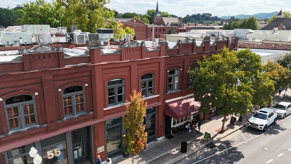 More Photos Of 407 Main St, Franklin Office For Lease
