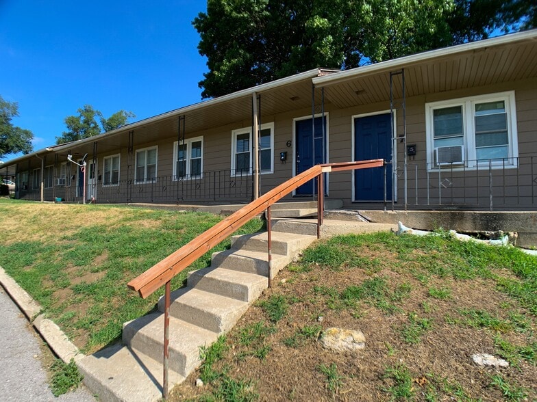 More Photos Of 1109 N Scott Ave, Belton Apartments For Sale