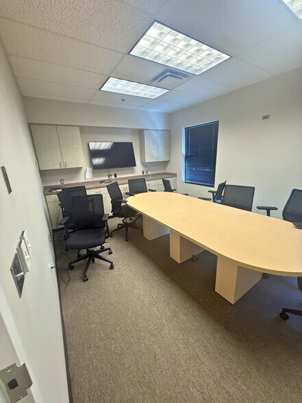 More Photos Of 201 London Pky, Birmingham Flex For Lease