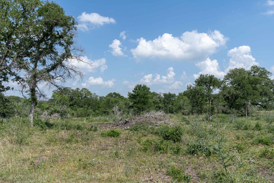 More Photos Of Gravel Pit @ Kingsbury Rd, Seguin Land For Sale