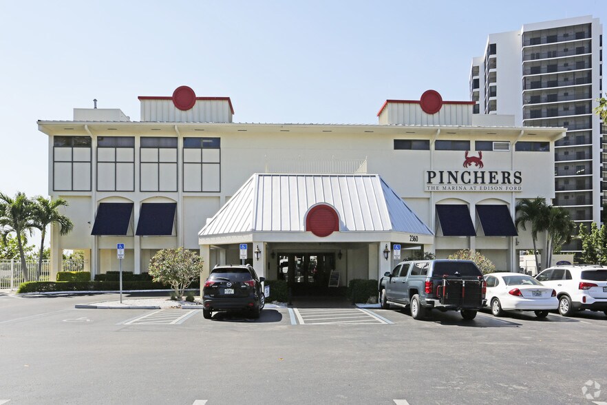 More Photos Of 2360 W 1st St, Fort Myers Marina For Lease