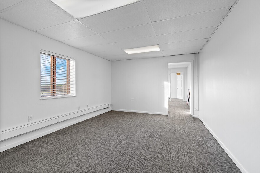 More Photos Of 8028 Newark Rd, Mount Vernon Industrial For Sale