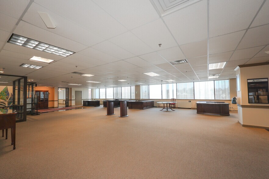 More Photos Of 30 Temple St, Nashua Office For Lease