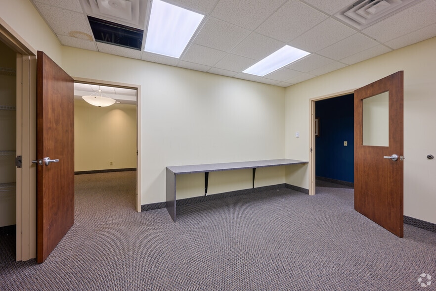 More Photos Of 1170 Pittsford-Victor Rd, Pittsford Office For Sale