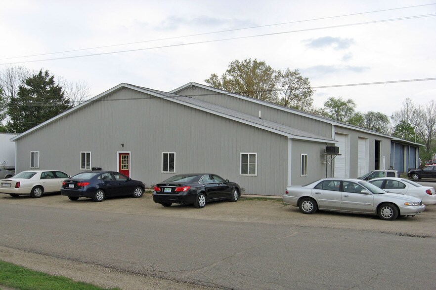 Primary Photo Of 319 Crane St, Union City Warehouse For Sale