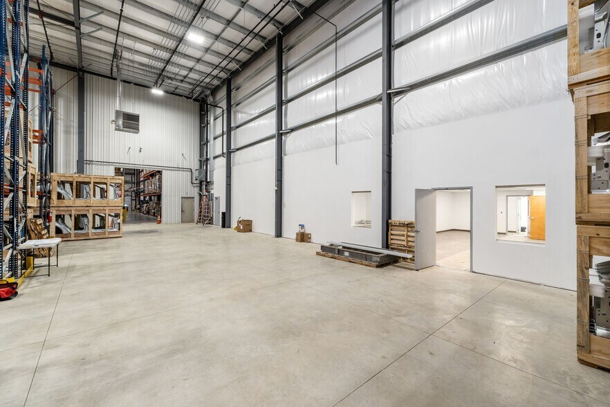 More Photos Of 6611 Broughton Ave, Columbus Industrial For Sale