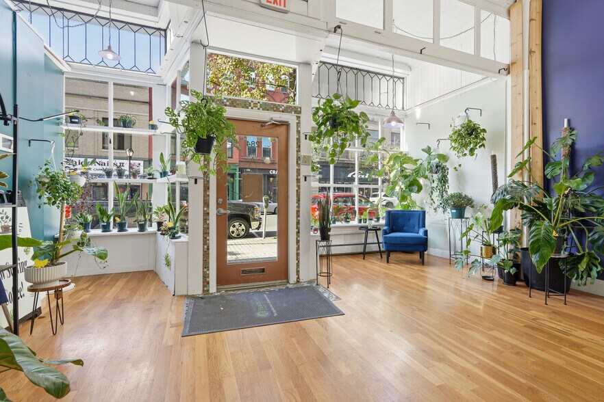 More Photos Of 284 High St, Holyoke Storefront Retail Residential For Sale