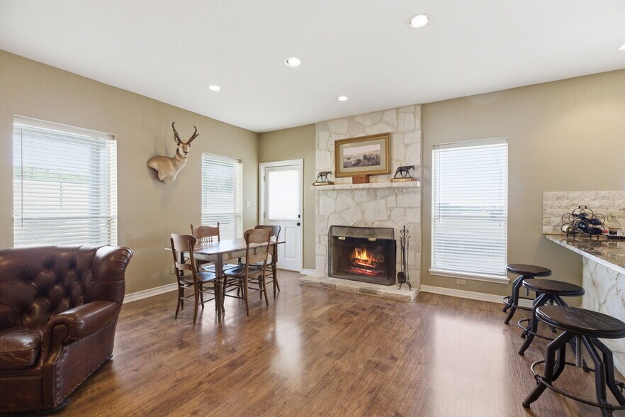 More Photos Of 40455 Interstate 10 W, Boerne Land For Sale