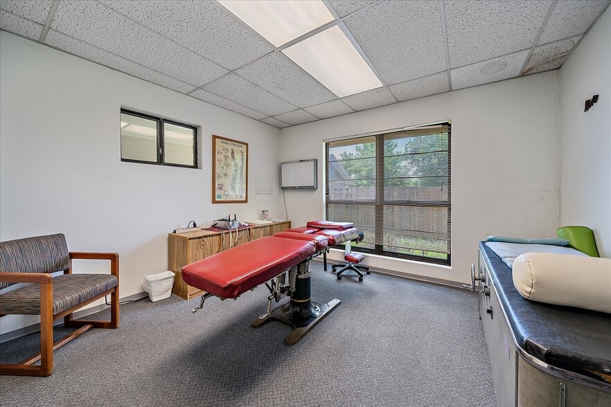 More Photos Of 40 S 6th Ave, Brighton Medical For Lease