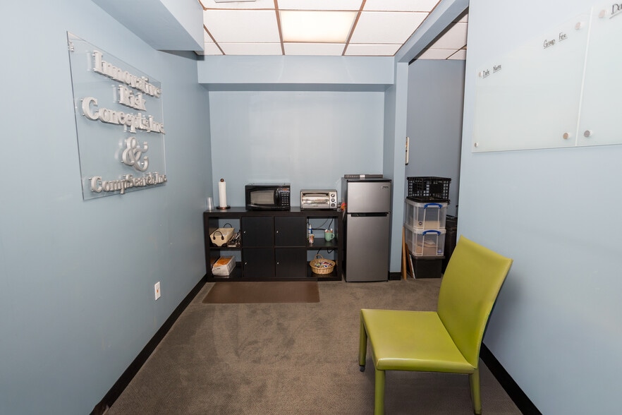 More Photos Of 179 S Maple Ave, Ridgewood Office For Sale