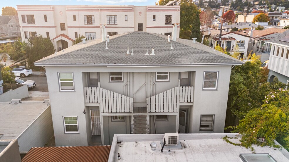 More Photos Of 845 Stannage Ave, Albany Apartments For Sale