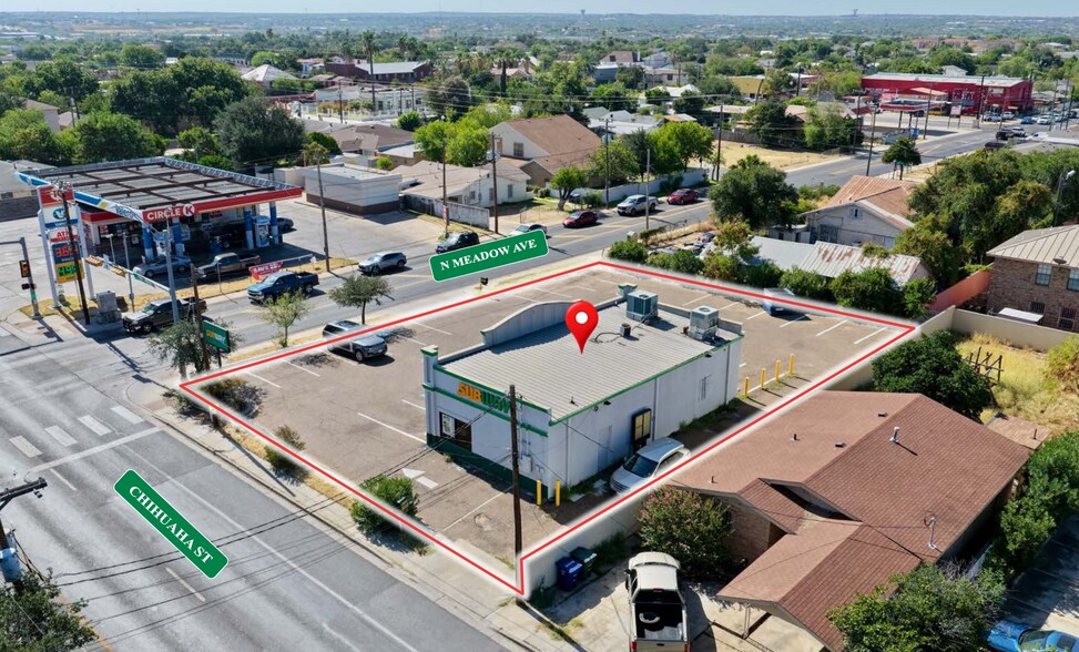 More Photos Of 1020 N Meadow Ave, Laredo Fast Food For Sale
