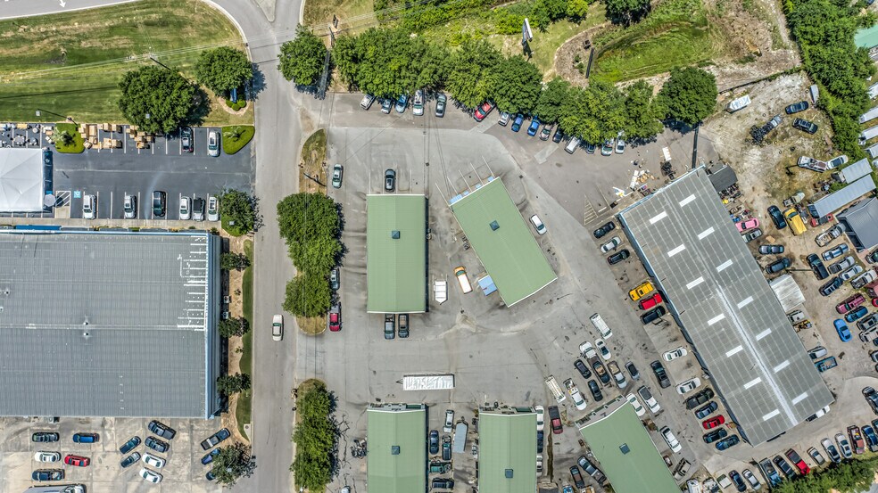 More Photos Of 3002 River Watch Ln, Augusta Flex For Sale