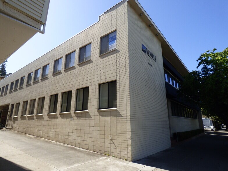More Photos Of 3640 Grand Ave, Oakland Office For Sale